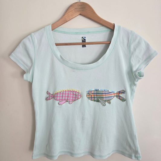 Kissing Fishes Top